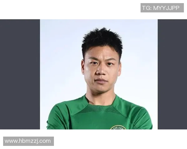 中国足球队左后卫的成长之路与未来发展展望